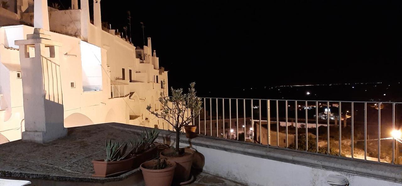 Che Vista!! Ostuni ,Sulle Bianche Mura Con Vista Mozzafiato 외부 사진